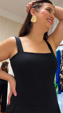 Top Canelado Preto Plus Size com Alça Larga e Decote Quadrado