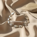 Colar Choker Dourado com Conchas – Estilo Praiano com Toque Elegante