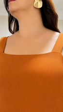 Top Canelado Caramelo Plus Size com Alça Larga e Decote Quadrado