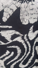 Vestido curto preto e branco plus size em viscose chic