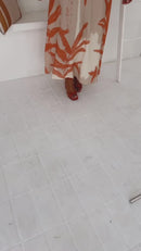 Vestido longo estampado em viscose que modela cintura