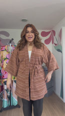 Kimono Alongado em Malha de Tricô com Cinto – Plus Size